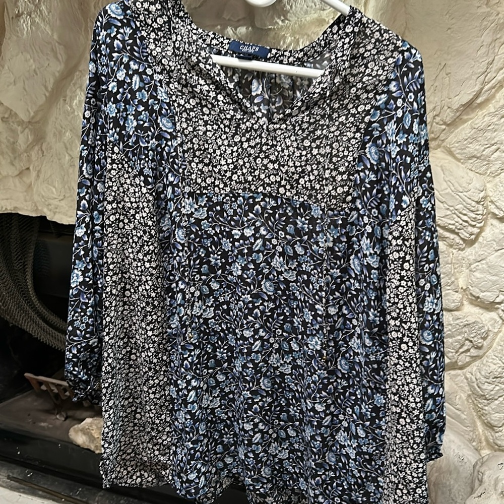3X Chaps navy floral blouse